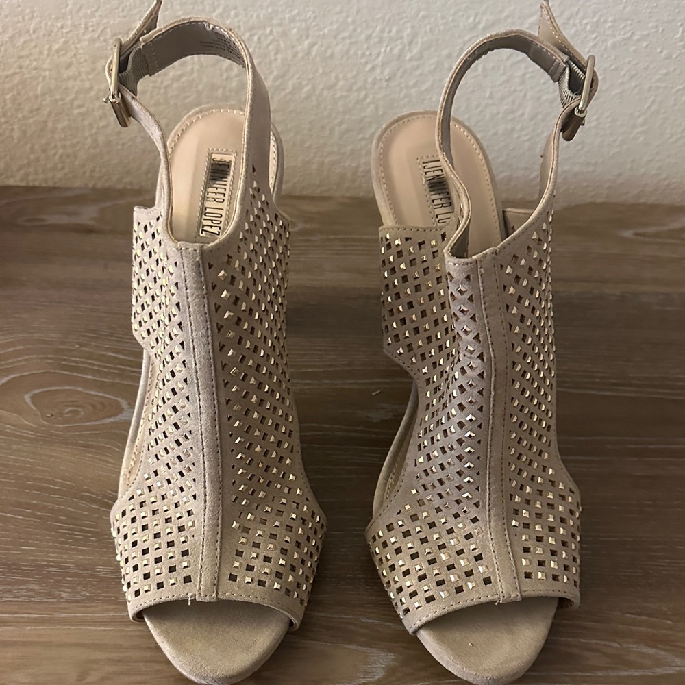 Jennifer Lopez Taupe Cutout Sandals